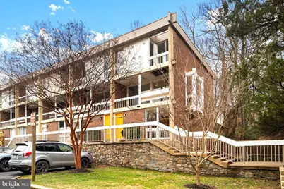 11587 Maple Ridge Road, Reston, VA 20190 - Photo 2