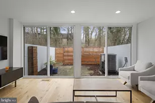 11587 Maple Ridge Rd, Reston, VA 20190 - Photo 30