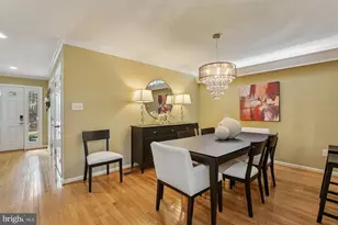 8019 Galla Knoll Cir, Springfield, VA 22153 - Photo 10