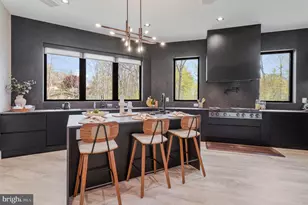 3525 Glenbrook Rd, Fairfax, VA 22031 - Photo 30