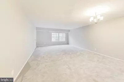 7721 Tremayne Place #113, McLean, VA 22102 - Photo 4