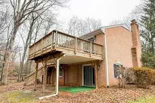 3106 Hunt Rd, Oakton, VA 22124 - Photo 4