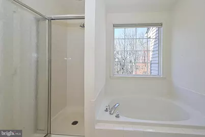 7415 Gillingham Row, Alexandria, VA 22315 - Photo 24