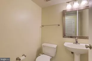 6606 Netties Ln, Alexandria, VA 22315 - Photo 14