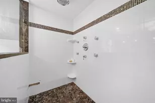 10429 Headly Ct, Fairfax, VA 22032 - Photo 42