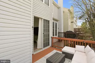 7514 Lamoyne Ct, Alexandria, VA 22315 - Photo 32