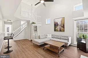 1365 Garden Wall Cir, Reston, VA 20194 - Photo 8