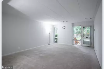 2525 Huntington Avenue #18, Alexandria, VA 22303 - Photo 4