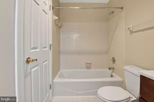 7204 Quiet Cove, Annandale, VA 22003 - Photo 32