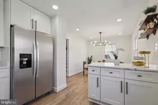 9662 Westport Ln, Burke, VA 22015 - Photo 8