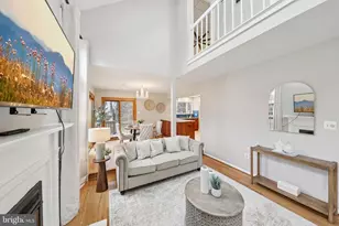 8413 Hollis Ln, Vienna, VA 22182 - Photo 4