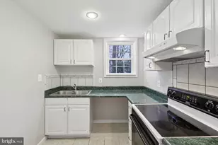 8413 Hollis Ln, Vienna, VA 22182 - Photo 48