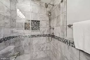 8413 Hollis Ln, Vienna, VA 22182 - Photo 30