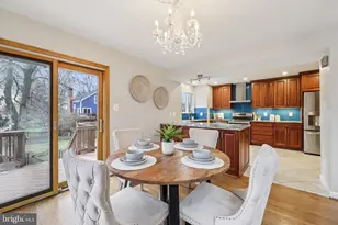 8413 Hollis Ln, Vienna, VA 22182 - Photo 6