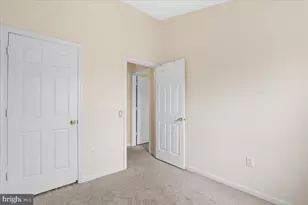 6511 Old Carriage Ln, Alexandria, VA 22315 - Photo 8