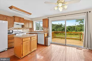 6511 Old Carriage Ln, Alexandria, VA 22315 - Photo 12