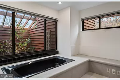 11286 Spyglass Cove Lane, Reston, VA 20191 - Photo 12