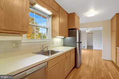 4111 Wynnwood Drive, Annandale, VA 22003 - Photo 6