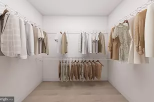 9475B Sprague Ave, Fairfax, VA 22031 - Photo 14