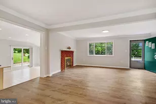 9101 Old Keene Mill Rd, Springfield, VA 22152 - Photo 8