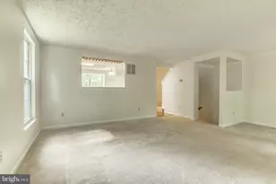 13900 Winding Ridge Ln, Centreville, VA 20121 - Photo 6