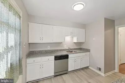 1549 Bruton Court, McLean, VA 22101 - Photo 6