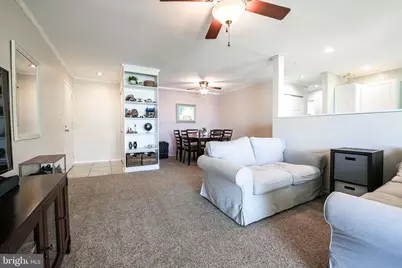 543 Florida Avenue #202, Herndon, VA 20170 - Photo 6