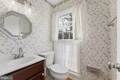 2302 Tanglevale Drive, Vienna, VA 22181 - Photo 22