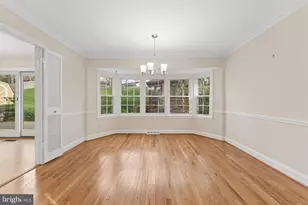 2302 Tanglevale Dr, Vienna, VA 22181 - Photo 16