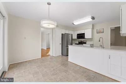 2302 Tanglevale Drive, Vienna, VA 22181 - Photo 12