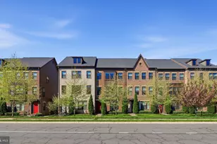 13658 Air and Space Museum Pkwy, Herndon, VA 20171 - Photo 1