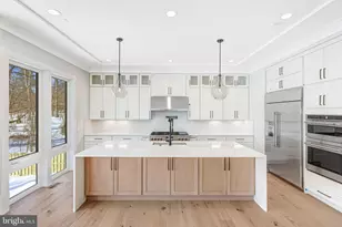 4304 Salina Ct, Fairfax, VA 22030 - Photo 2