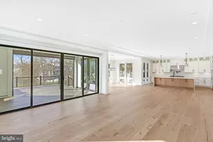 4304 Salina Ct, Fairfax, VA 22030 - Photo 4