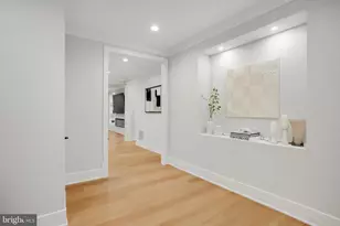 9341 Chestnut Knolls Dr, Fairfax, VA 22032 - Photo 18