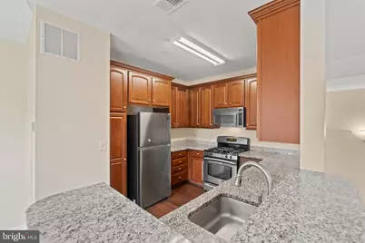 13058 Marcey Creek Road, Herndon, VA 20171 - Photo 6