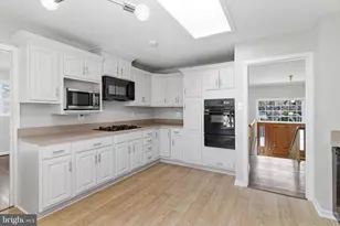 9116 Hamilton Dr, Fairfax, VA 22031 - Photo 18