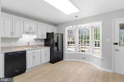 9116 Hamilton Drive, Fairfax, VA 22031 - Photo 14