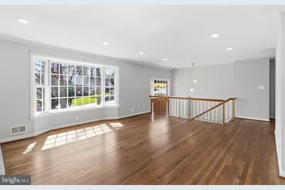 9116 Hamilton Drive, Fairfax, VA 22031 - Photo 12