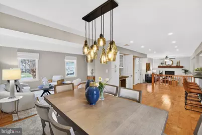 2295 Shawn Court, Dunn Loring, VA 22027 - Photo 8