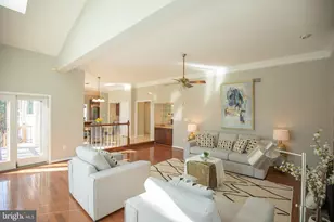 5925 Pocol Dr, Clifton, VA 20124 - Photo 8