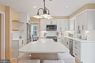 11202 Cranbrook Lane, Oakton, VA 22124 - Photo 14