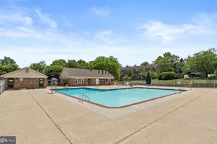 5902 Surrey Hill Pl, Springfield, VA 22152 - Photo 22