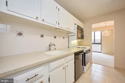 2300 Pimmit Drive #912, Falls Church, VA 22043 - Photo 12