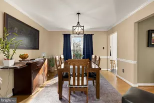 11688 Stockbridge Ln, Reston, VA 20194 - Photo 14