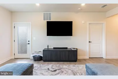 12850 Mosaic Park Way #B, Herndon, VA 20171 - Photo 6