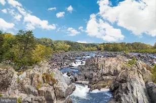 9910 Chase Hill Ct, Vienna, VA 22182 - Photo 66