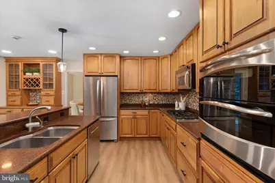 9910 Chase Hill Court, Vienna, VA 22182 - Photo 12