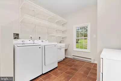 9910 Chase Hill Court, Vienna, VA 22182 - Photo 20