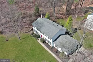 8410 Terra Woods Dr, Springfield, VA 22153 - Photo 44