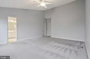 8045 Gatehouse Rd, Falls Church, VA 22042 - Photo 24